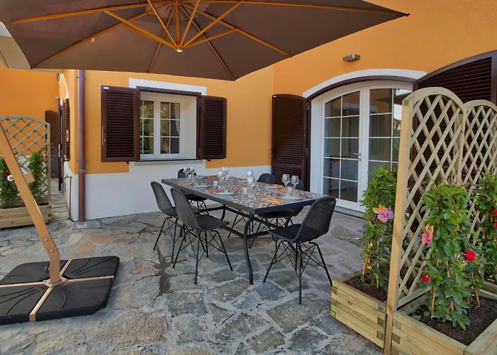 Le Domaine Saint Francois La Tour 3 *